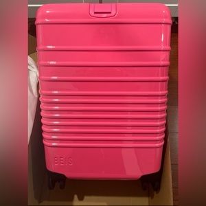 Beis x Barbie Carry On Roller 21”